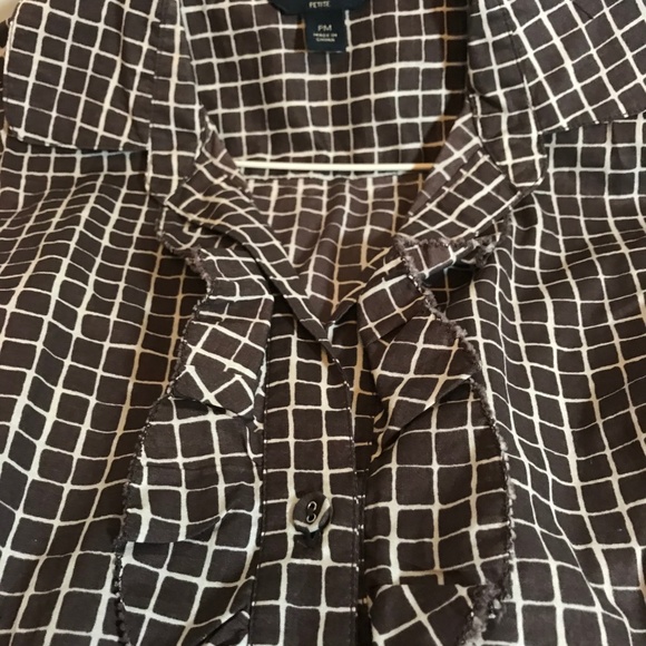 Banana Republic Short Sleeved Button Up Shirt PM - Picture 6 of 8